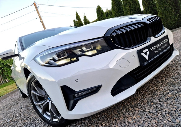 BMW Seria 3 cena 99900 przebieg: 171000, rok produkcji 2019 z Rumia małe 781